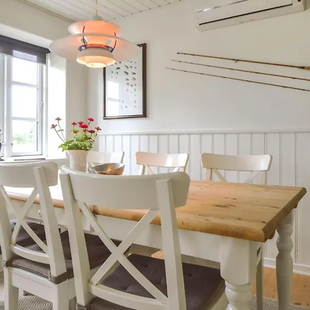 Hodde With Fireplace Casa de Férias *